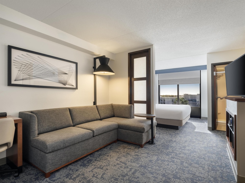 Hyatt Place Lakeland Center 34/63