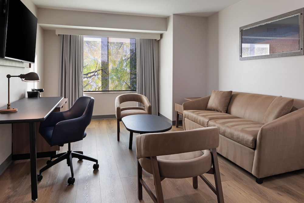 Fairfield Inn Sacramento Cal Expo 30/50