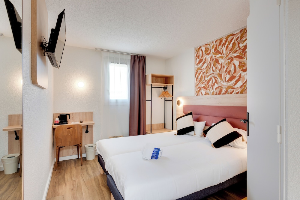 Standard, Twin Beds, Sure Hotel by Best Western Valence Nord 2/5