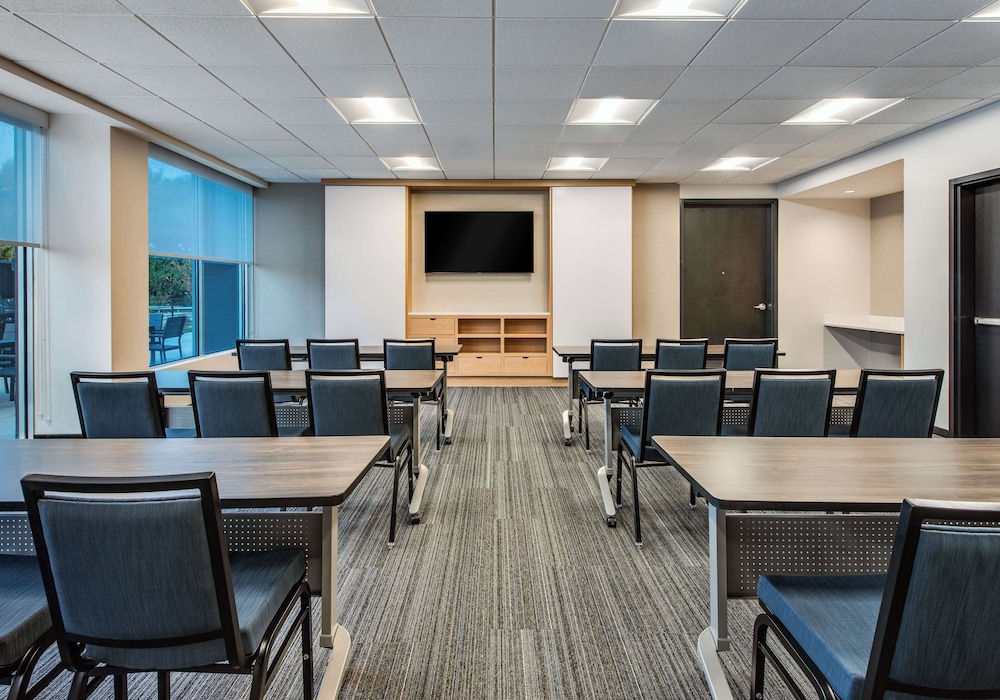 Hyatt House Bwi Airport/baltimore 22/30