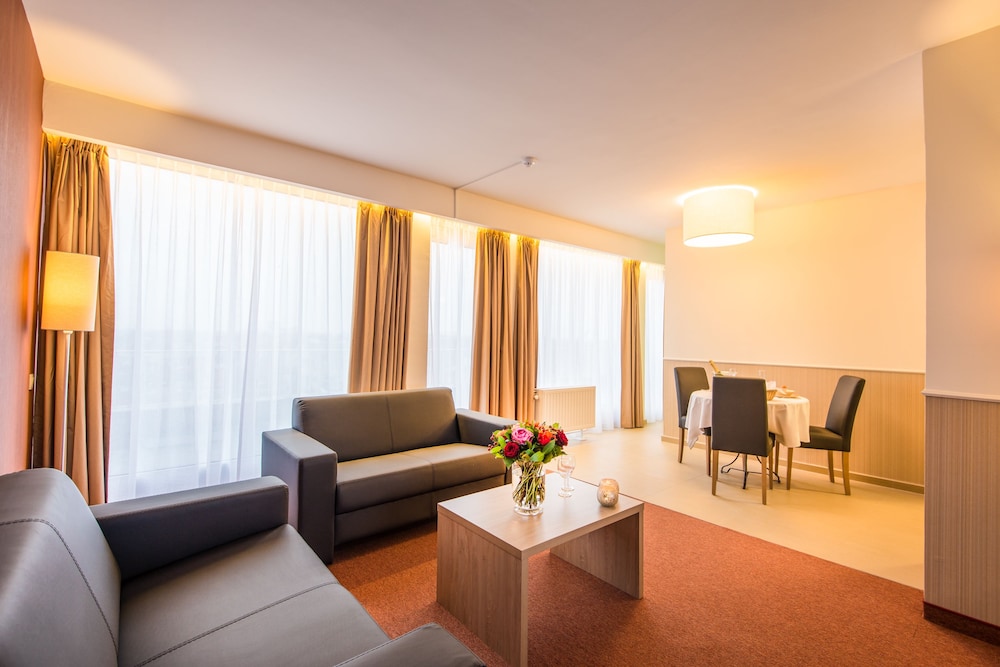 Arass Hotel & Business Flats 35/47
