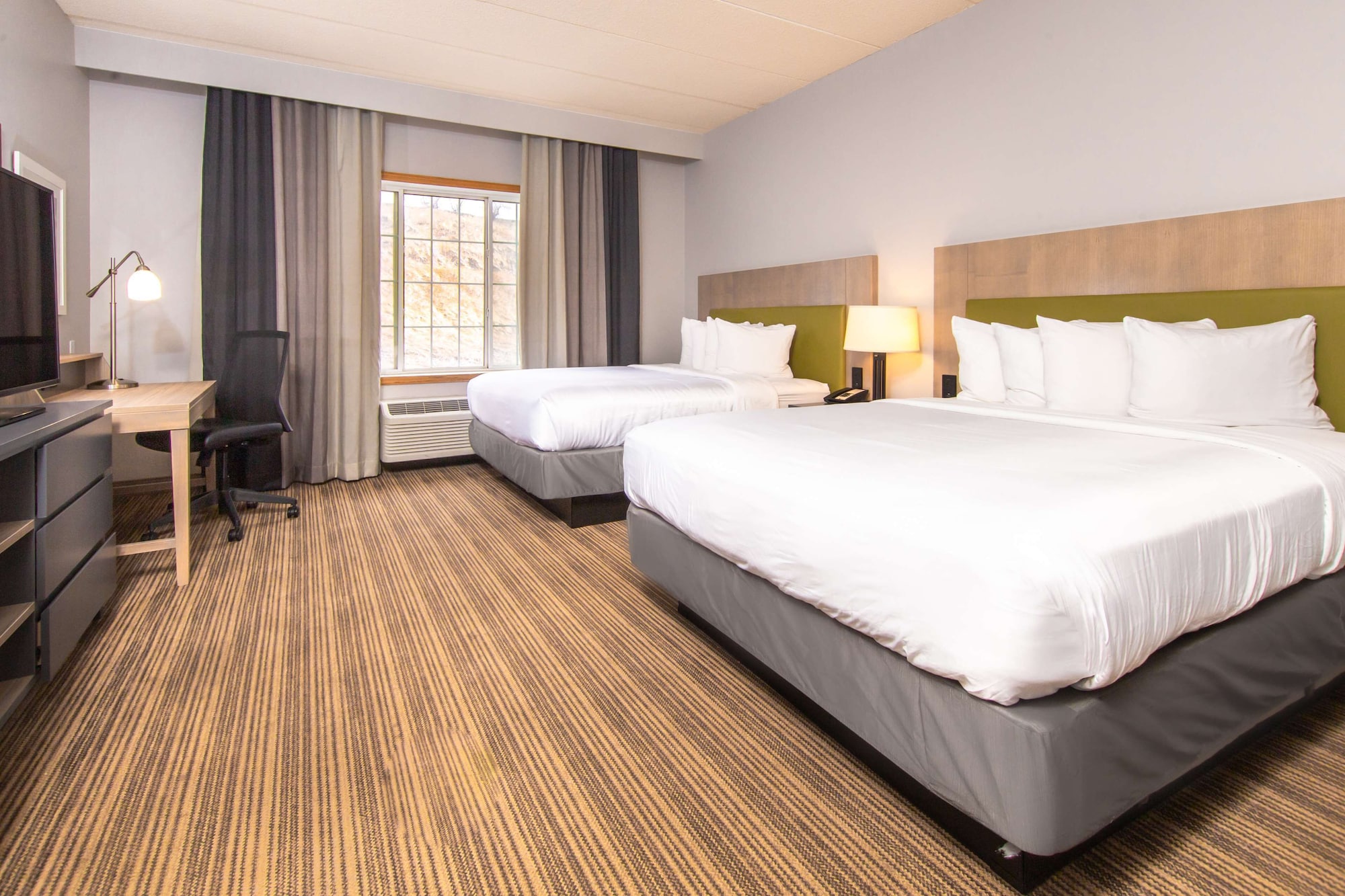 ROOM, 2 QUEEN BEDS