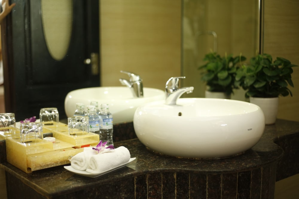 Phuong Anh Hotel 66/67