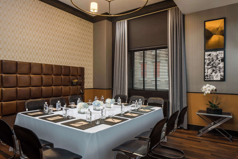 Gild Hall A Thompson Hotel 35/50