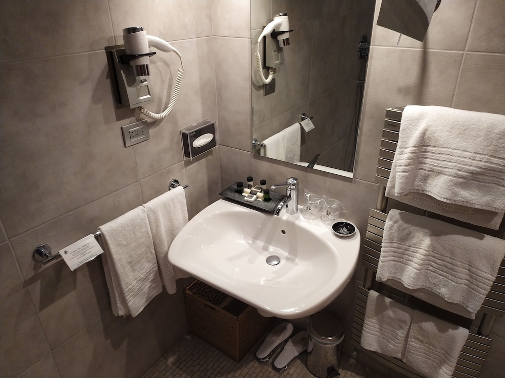 Albergo Cantine Ascheri 47/50