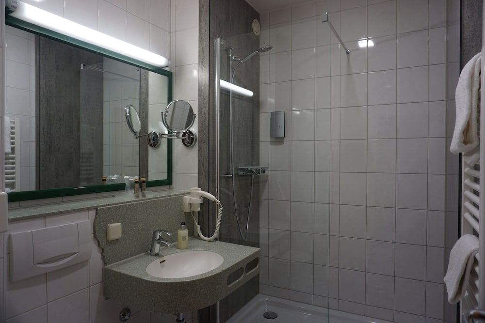 Kastanienhof 7/68