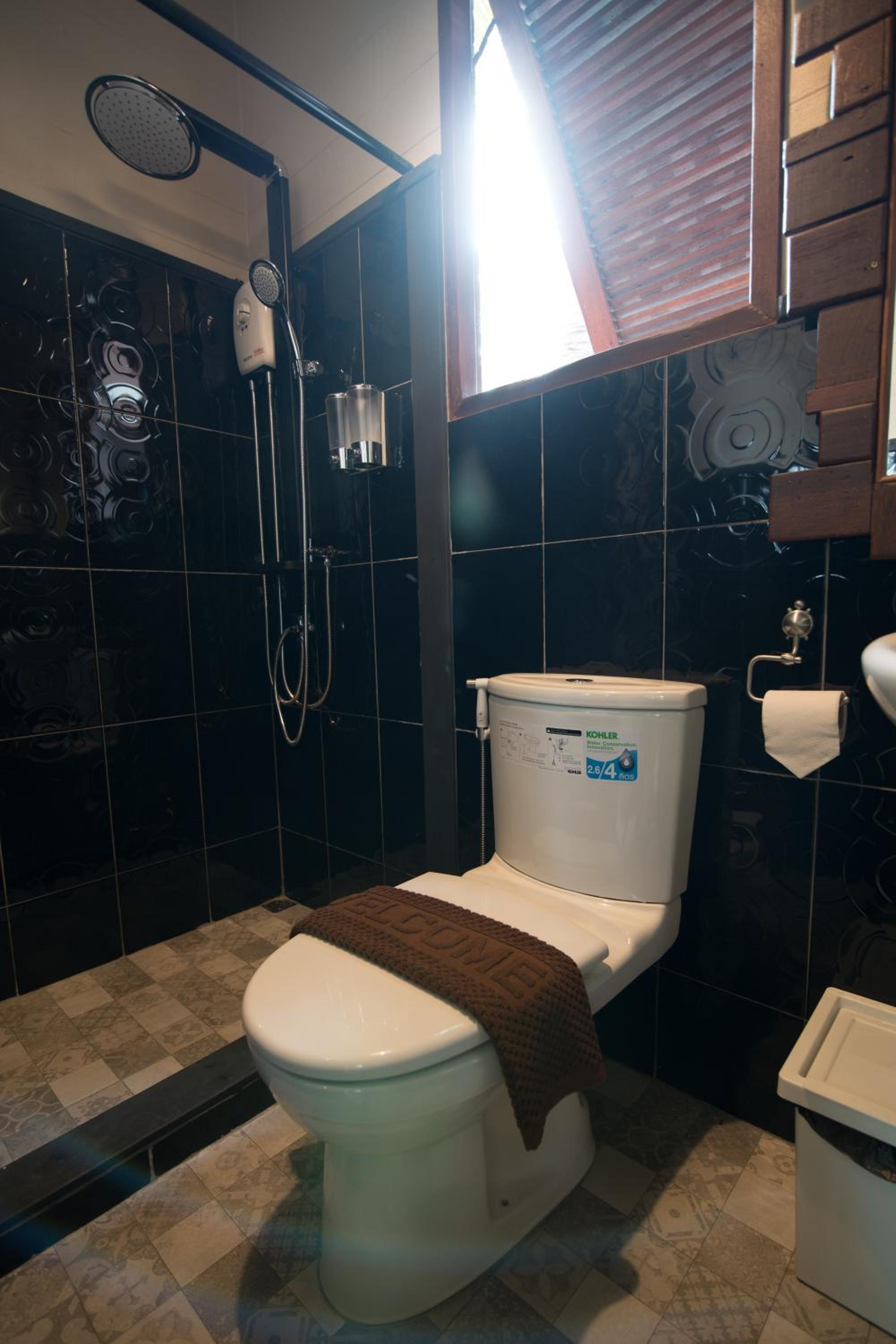 Capital O 1001 Suankaew Art Cottage 50/50