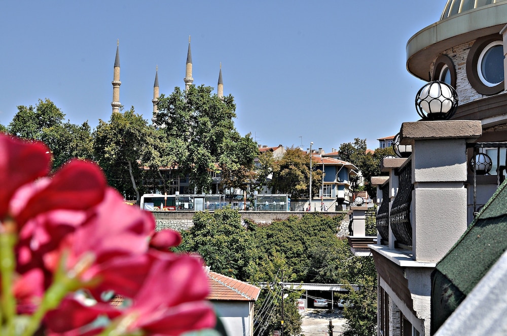 Edirne Palace 40/43