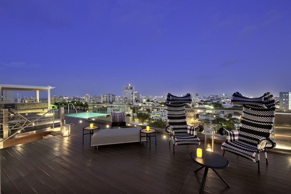 CIQALA Luxury Suites 73/75
