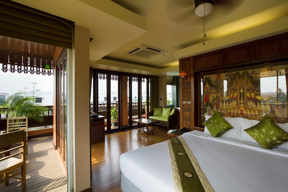 Lamphu Tree House Boutique Hotel 25/70