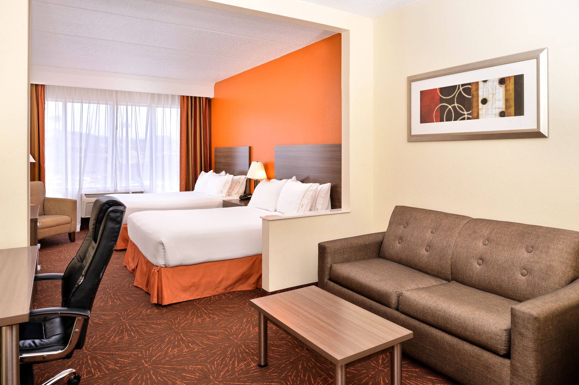 جناح بسريرين كوين مع أريكة، Holiday Inn Express Hotel And Suites Chattanooga At Lookout Mtn Tn 5/10