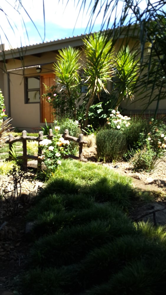 Crystal Rose Lodge and Spa 38/50