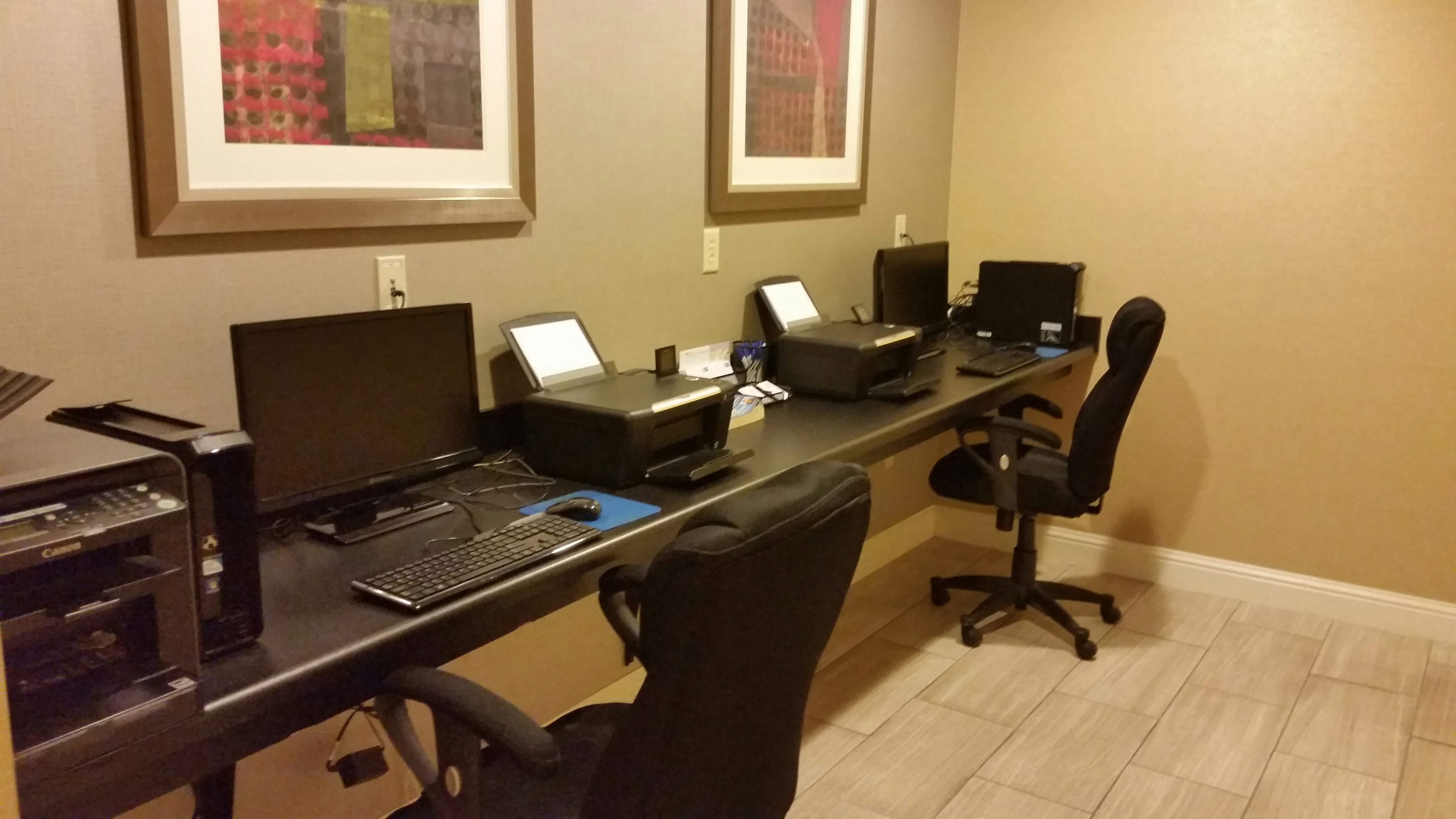 Holiday Inn Express Hotel Suites Marion Northeast 39/43