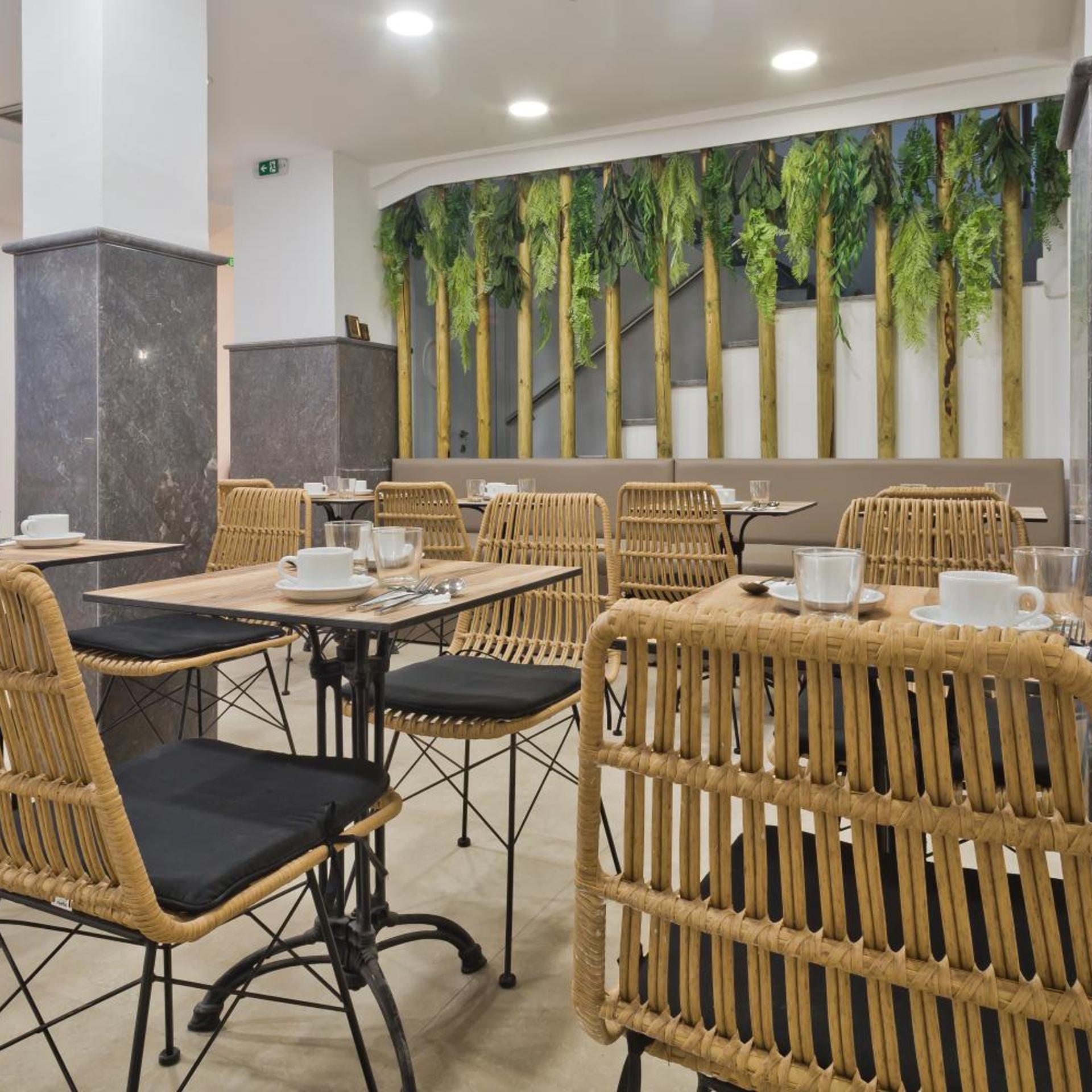 Diana Art Boutique Hotel 44/55