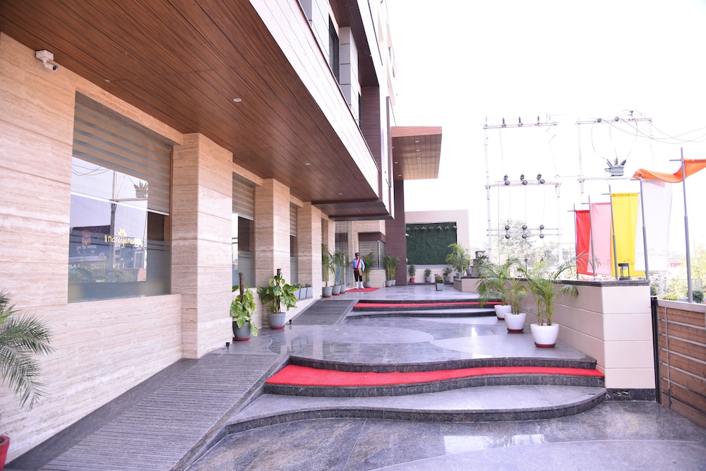 Hotel Narayanam 48/50
