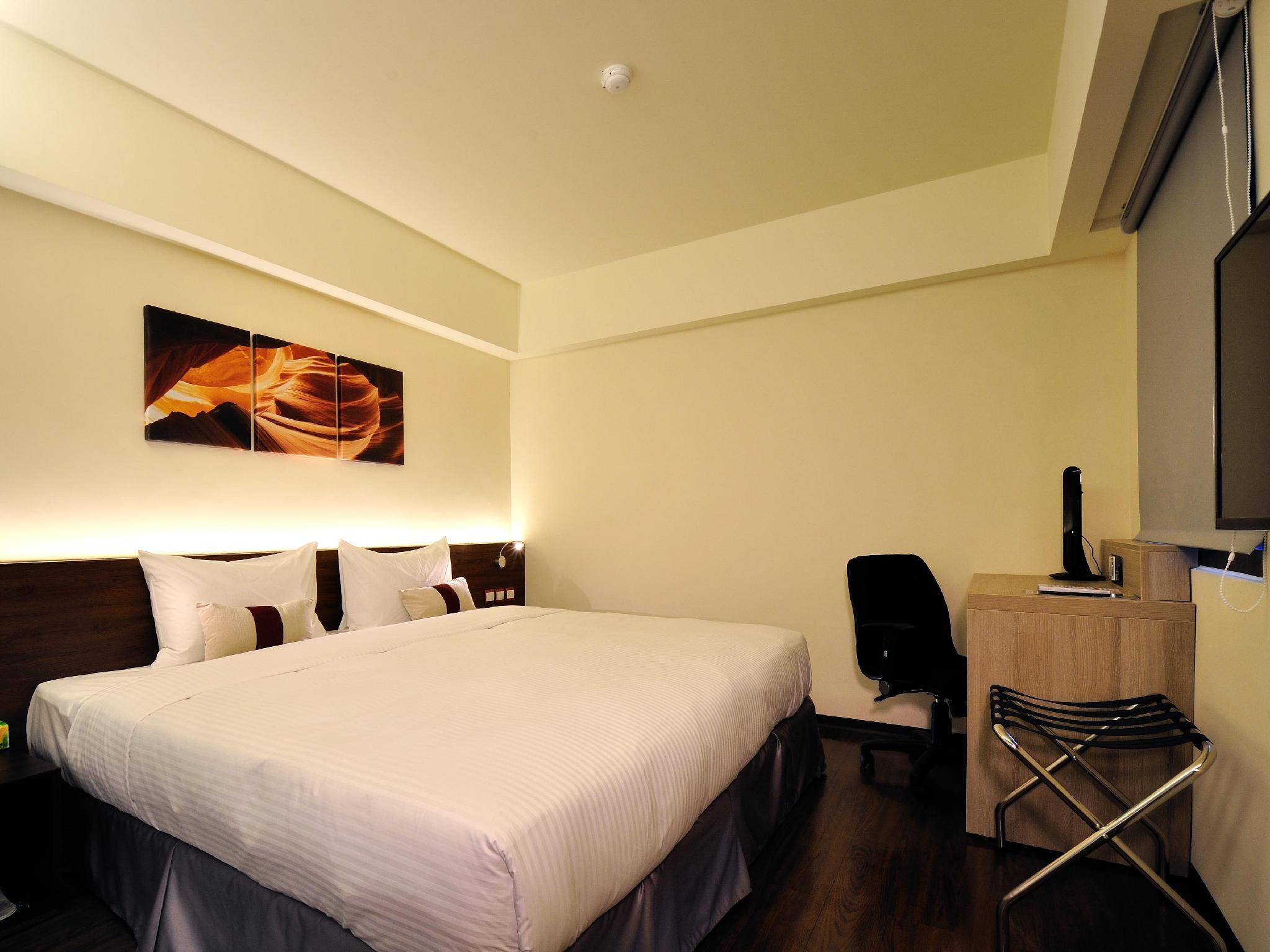 Room, King Bed