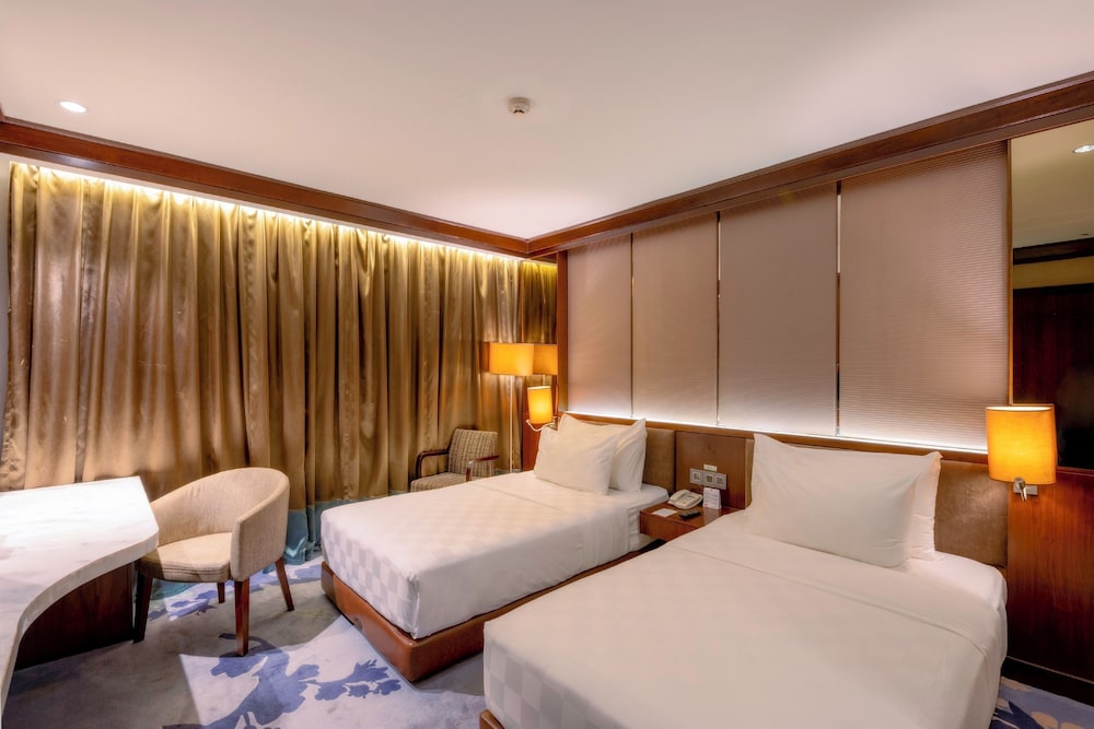 Deluxe Twin Pool Terrace، SWISS-BELHOTEL BORNEO BANJARMASIN 3/8