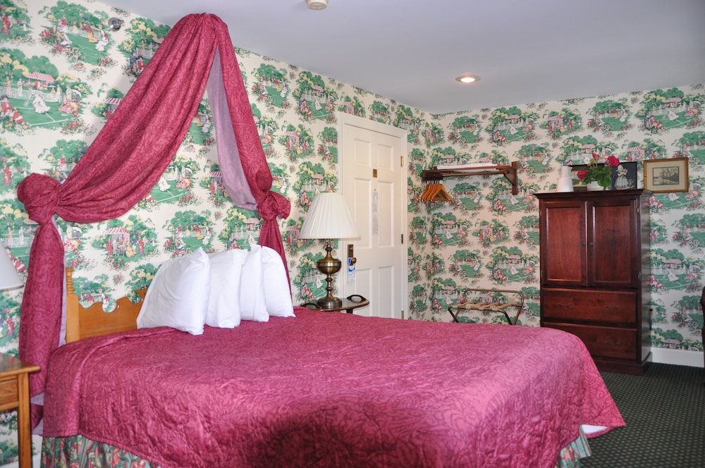 Murray Hotel 13/35