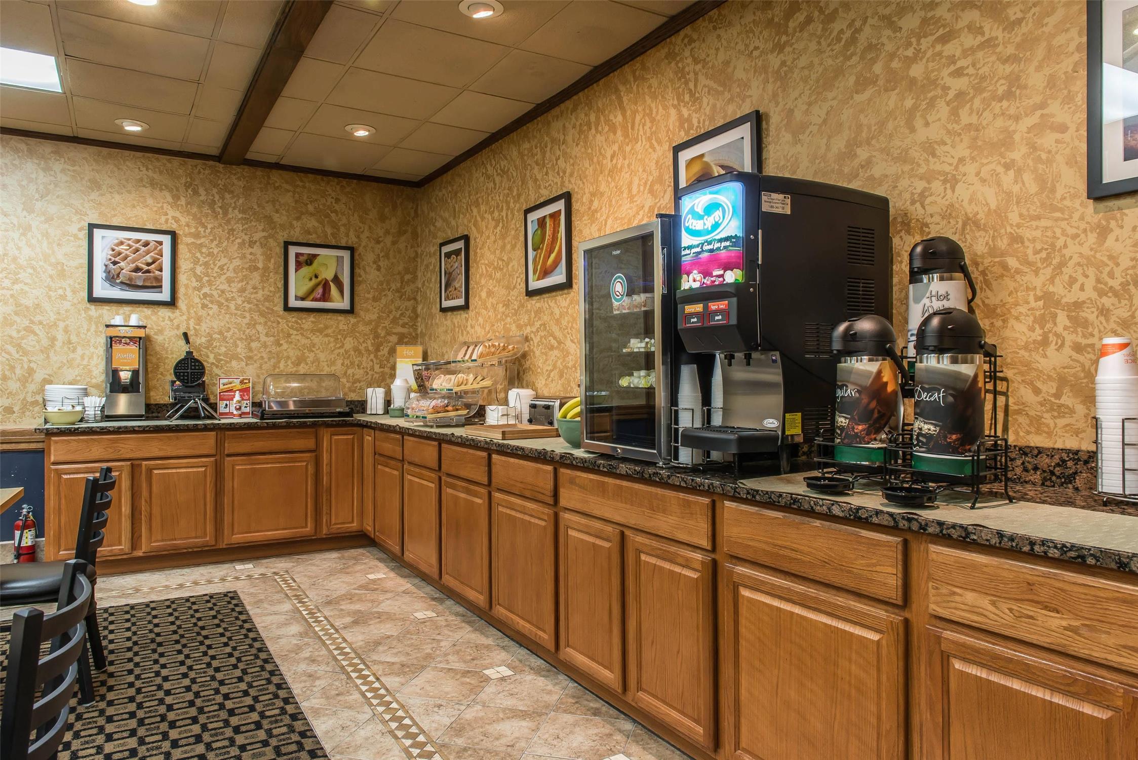 Quality Inn Hermitage South 7/48