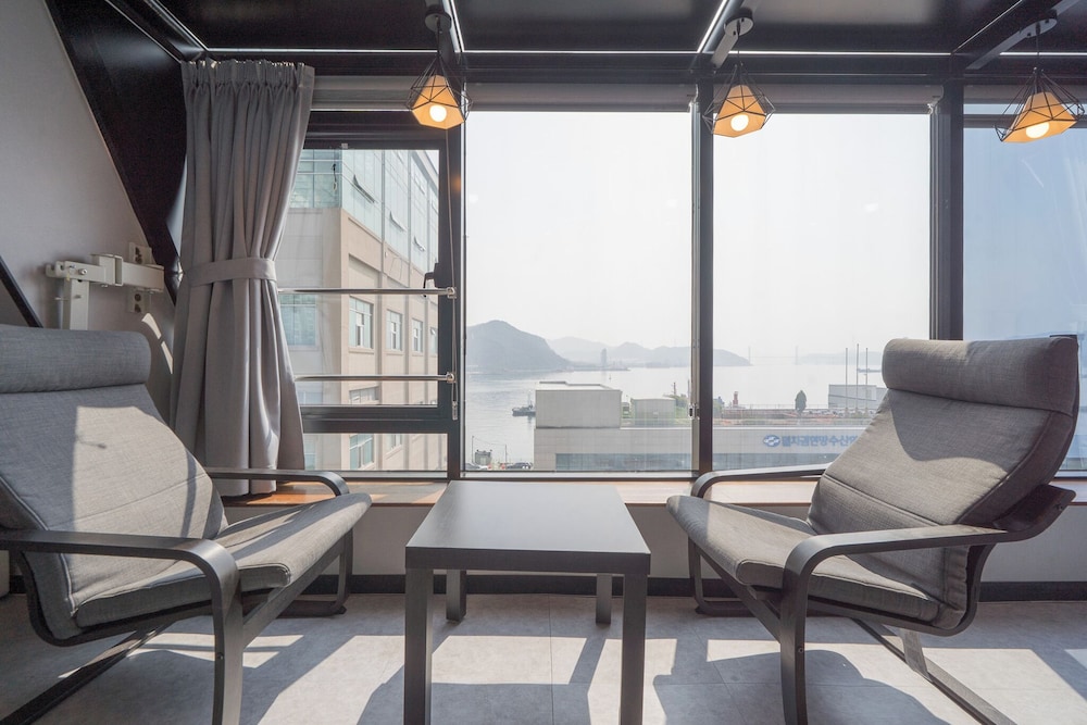 Iu Motel Changwon 32/41