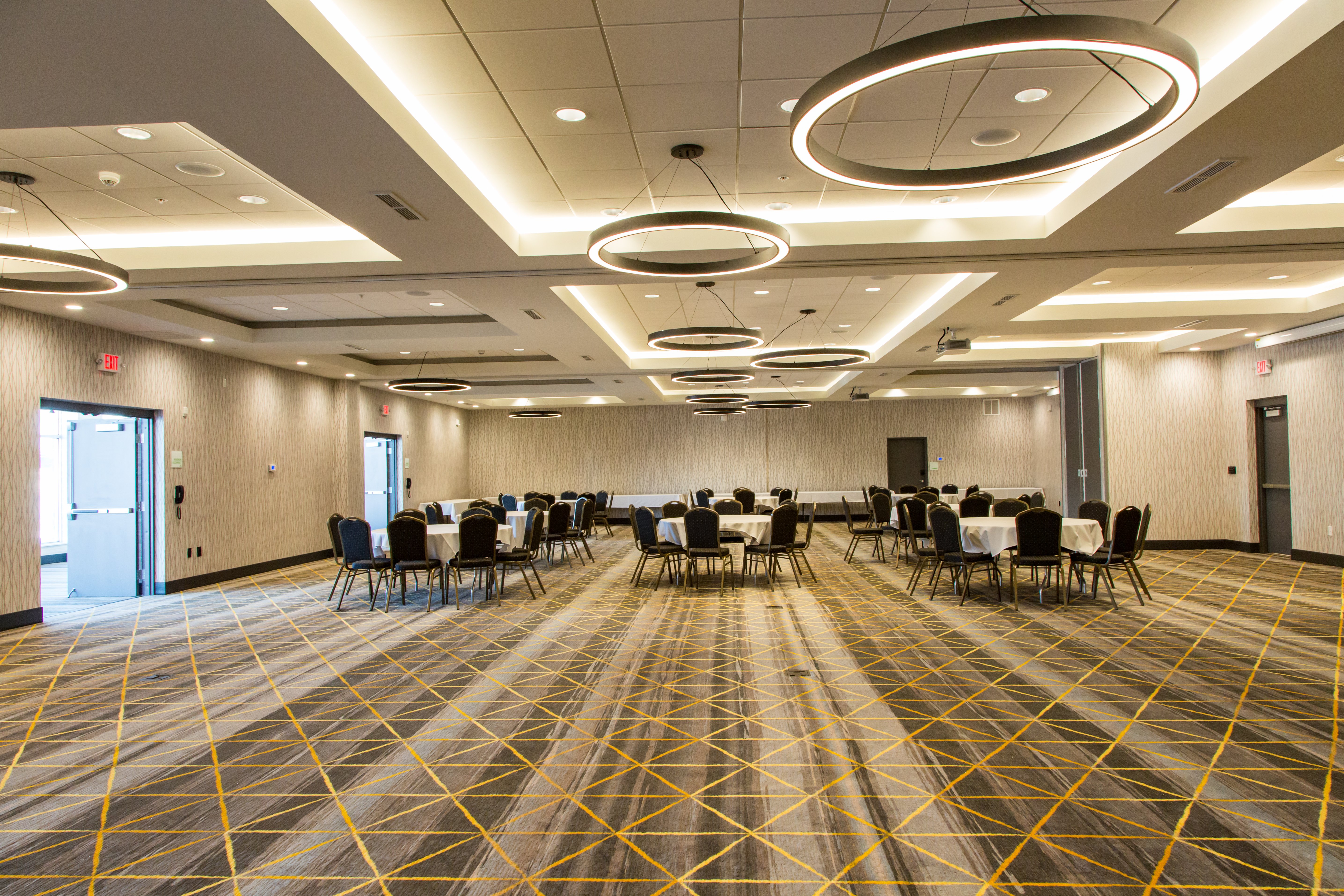 Holiday Inn & Suites Mount Pleasant 62/64