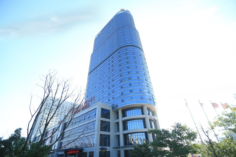 Ramada Plaza by Wyndham Chuzhou 2/43