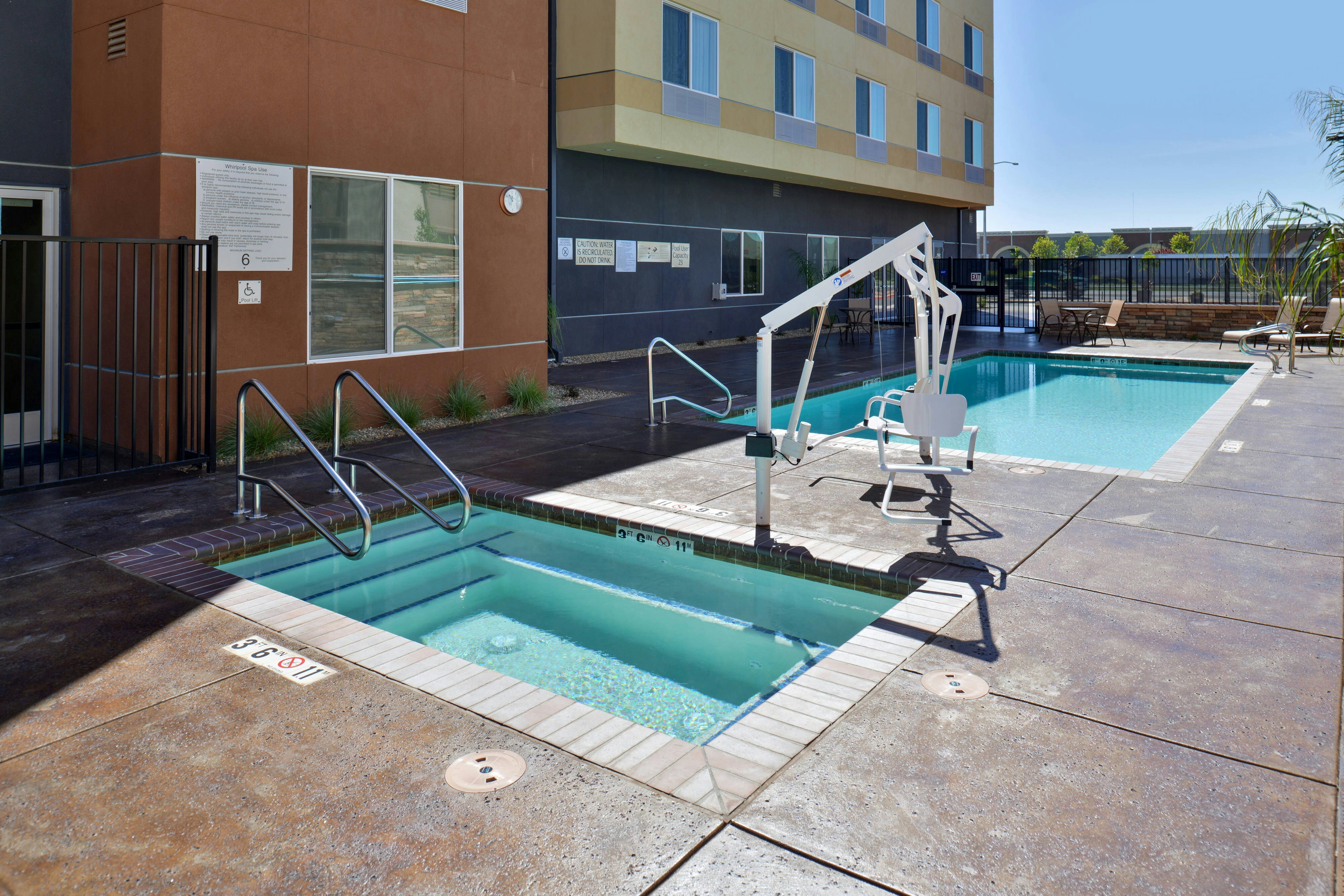 Fairfield Inn And Suites By Marriott Sacramento Airport Woodland 17/44