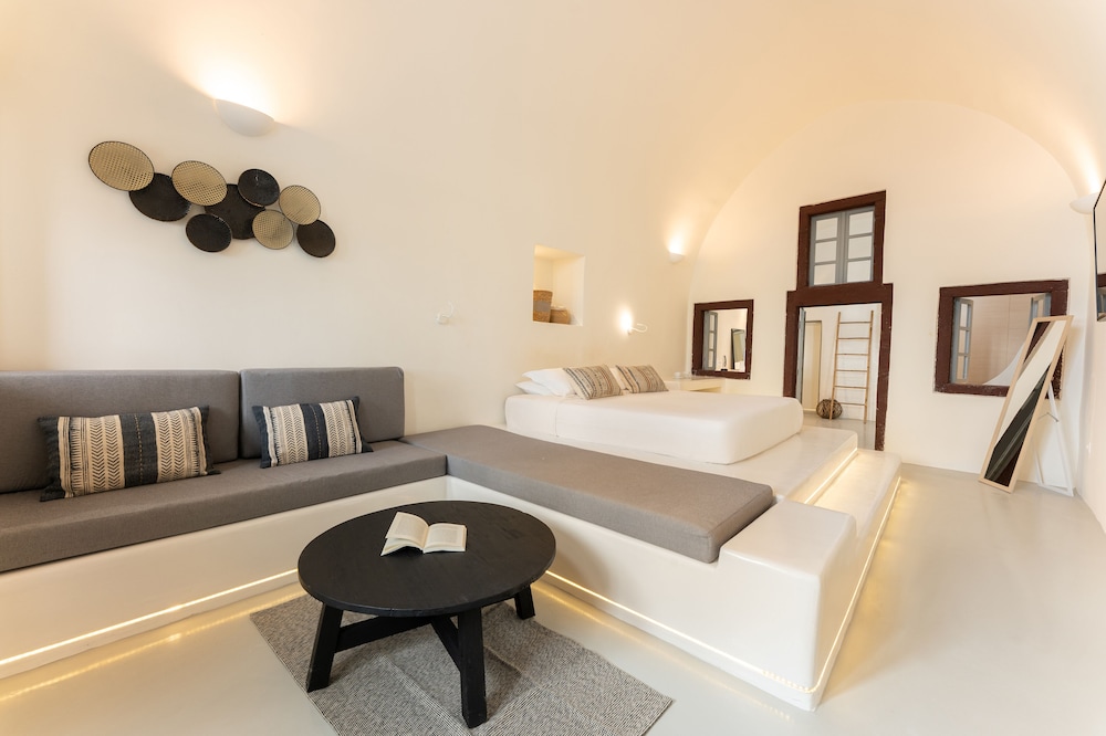 Cilon Suites Santorini 15/50