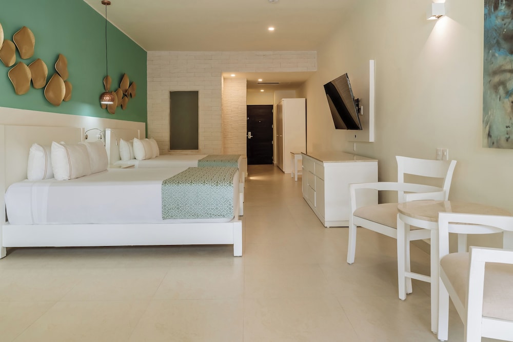 Iberostar Selection Riviera Cancun 33/63