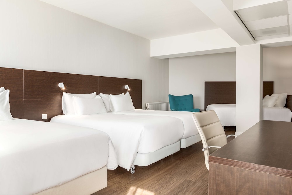 New Style, Family, Quadruple, Double Bed، Nh City Centre Amsterdam 5/9