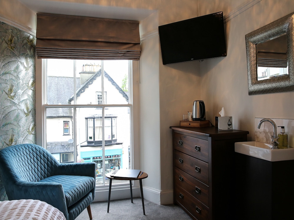 Latimer House 28/49