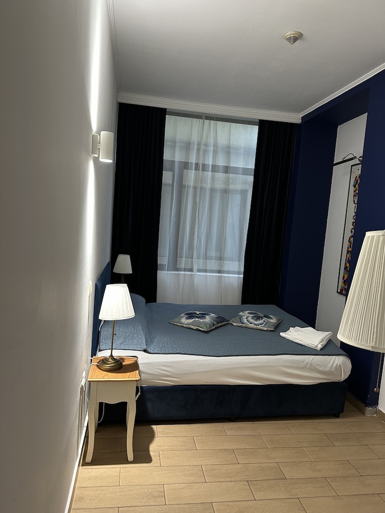 Art Hotel 14/50