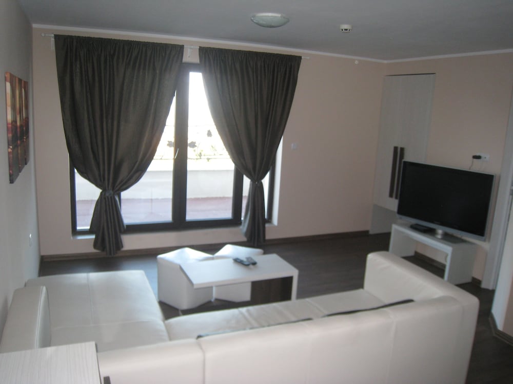 BASIC, APARTMENT, SEA VIEW