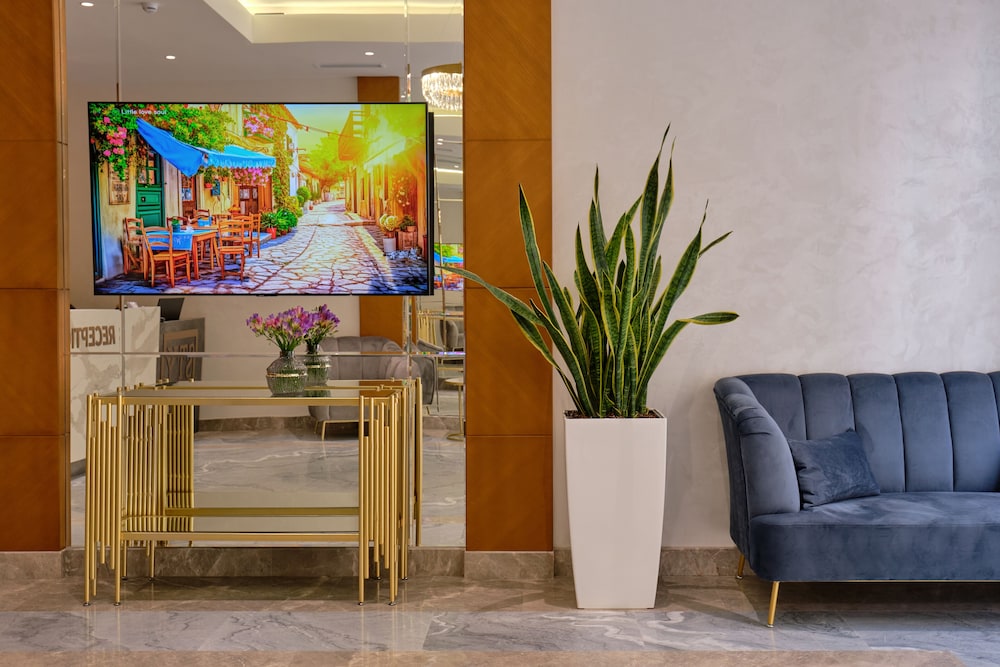 Stylo Residence & Suites 12/66