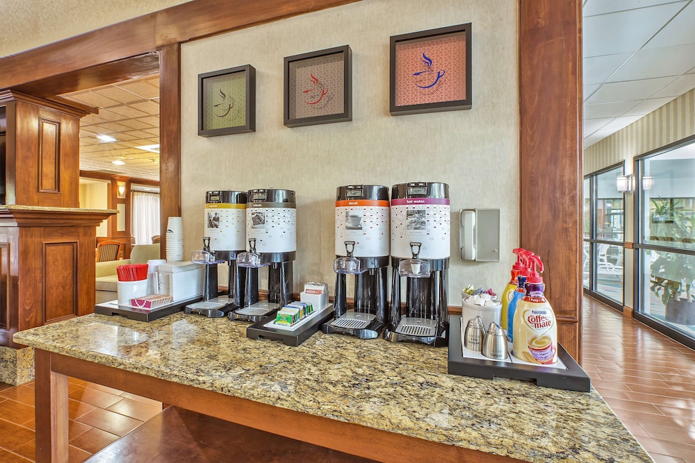 Hampton Inn Hotel Detroit/Belleville-Airport Area 30/39