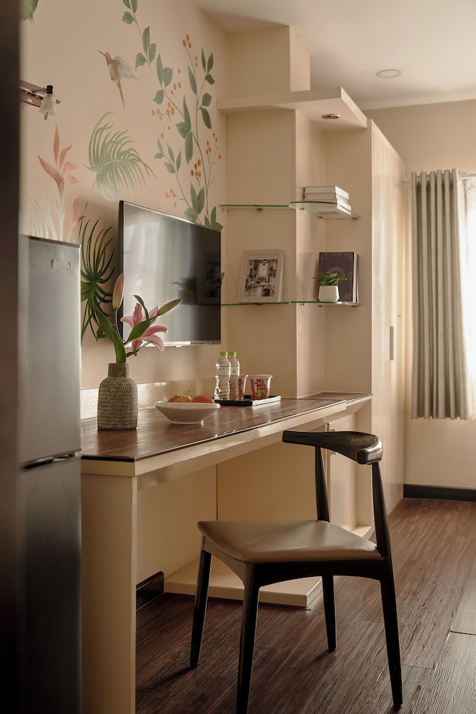 Asian Ruby Hotel & Apartment 48/62