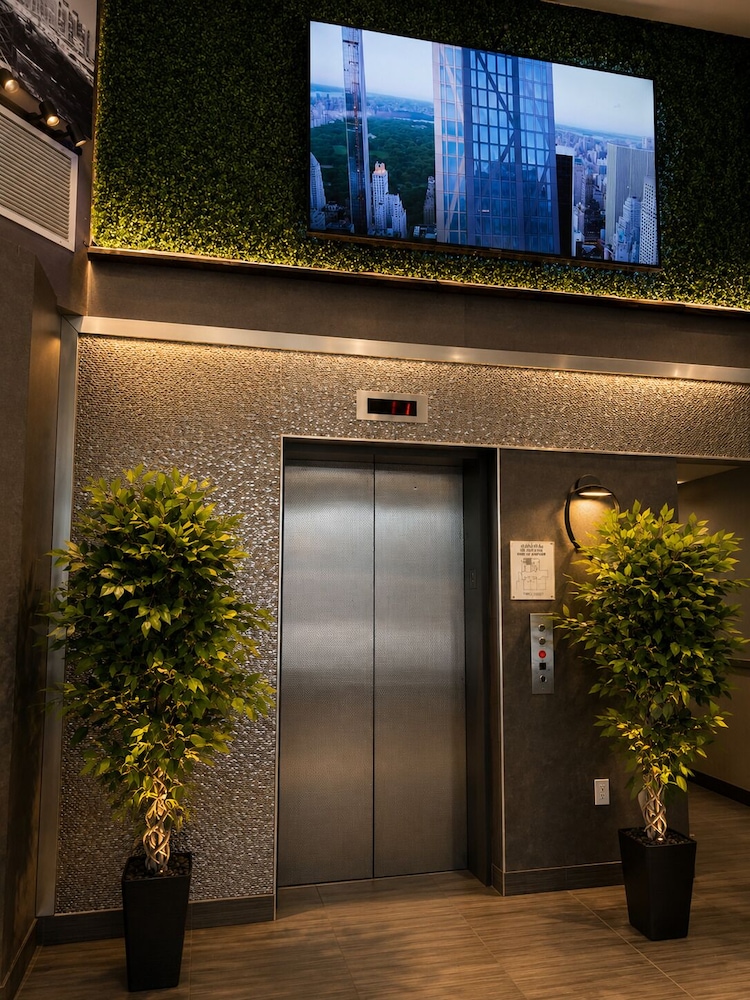 Hotel Moca NYC 4/45