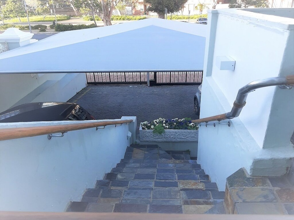 The Greenhouse Boutique Hotel 36/43