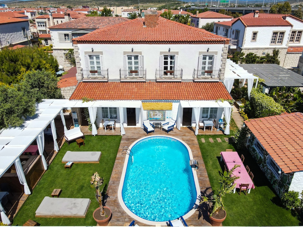 Rikas Alacati 25/34
