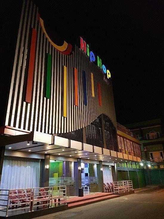 Hip Hop Hotel Banda Aceh 3/21
