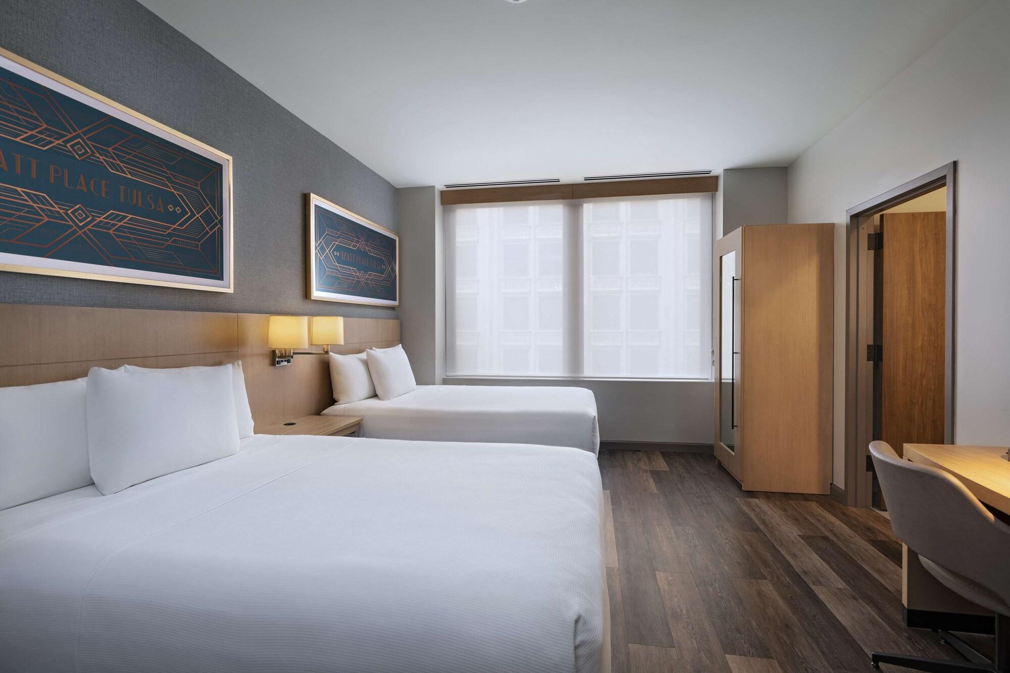 City, Multiple Beds, High Floor