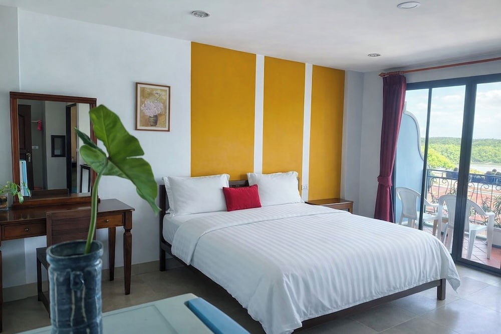 PREMIER, DOUBLE BED