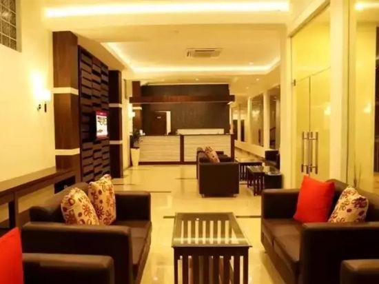 Amory Boutique Sumedang 13/17