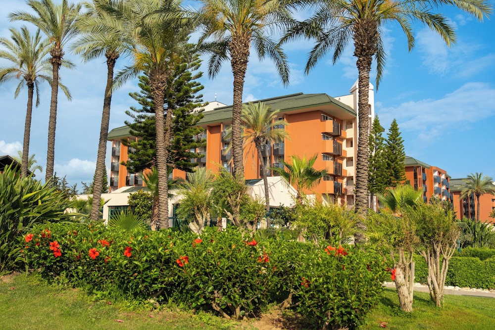 Pegasos Resort 69/74