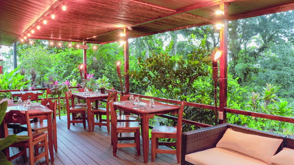 Brisas Arenal Hotel 56/71
