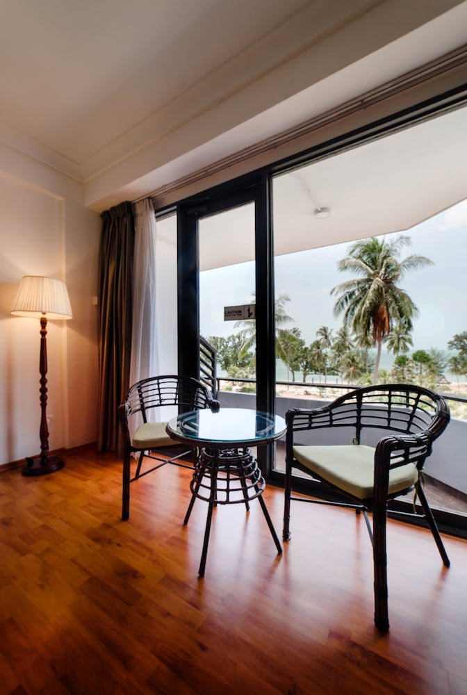 Tunamaya Beach Spa Resort Desaru Coast 35/65
