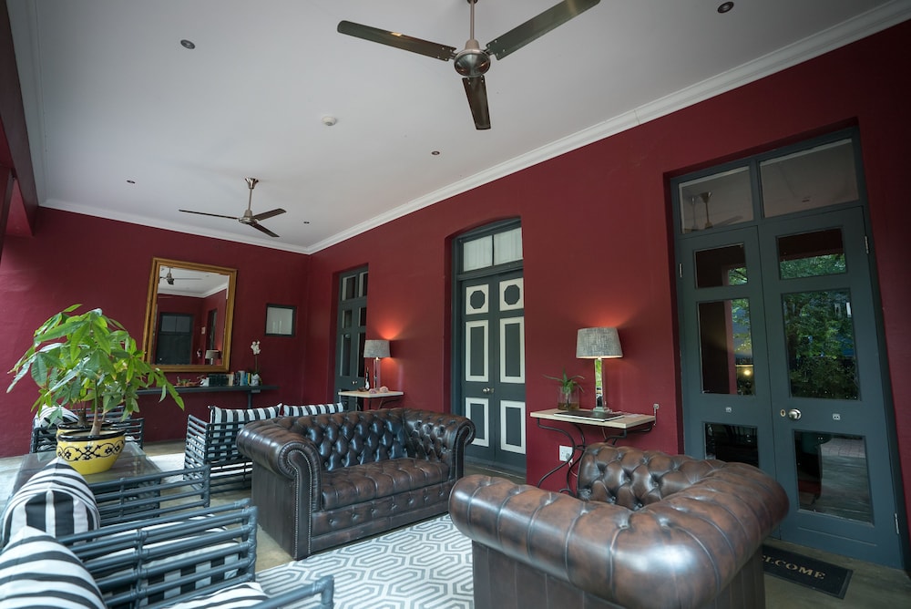 Ruby Rose Country House 29/47