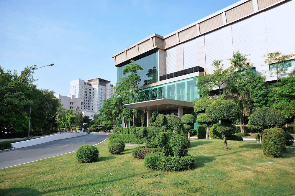 Rama Gardens Hotel 48/50