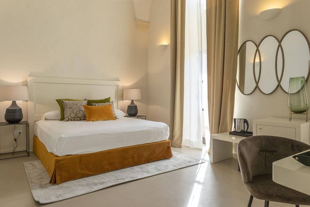 COMFORT, DOUBLE BED