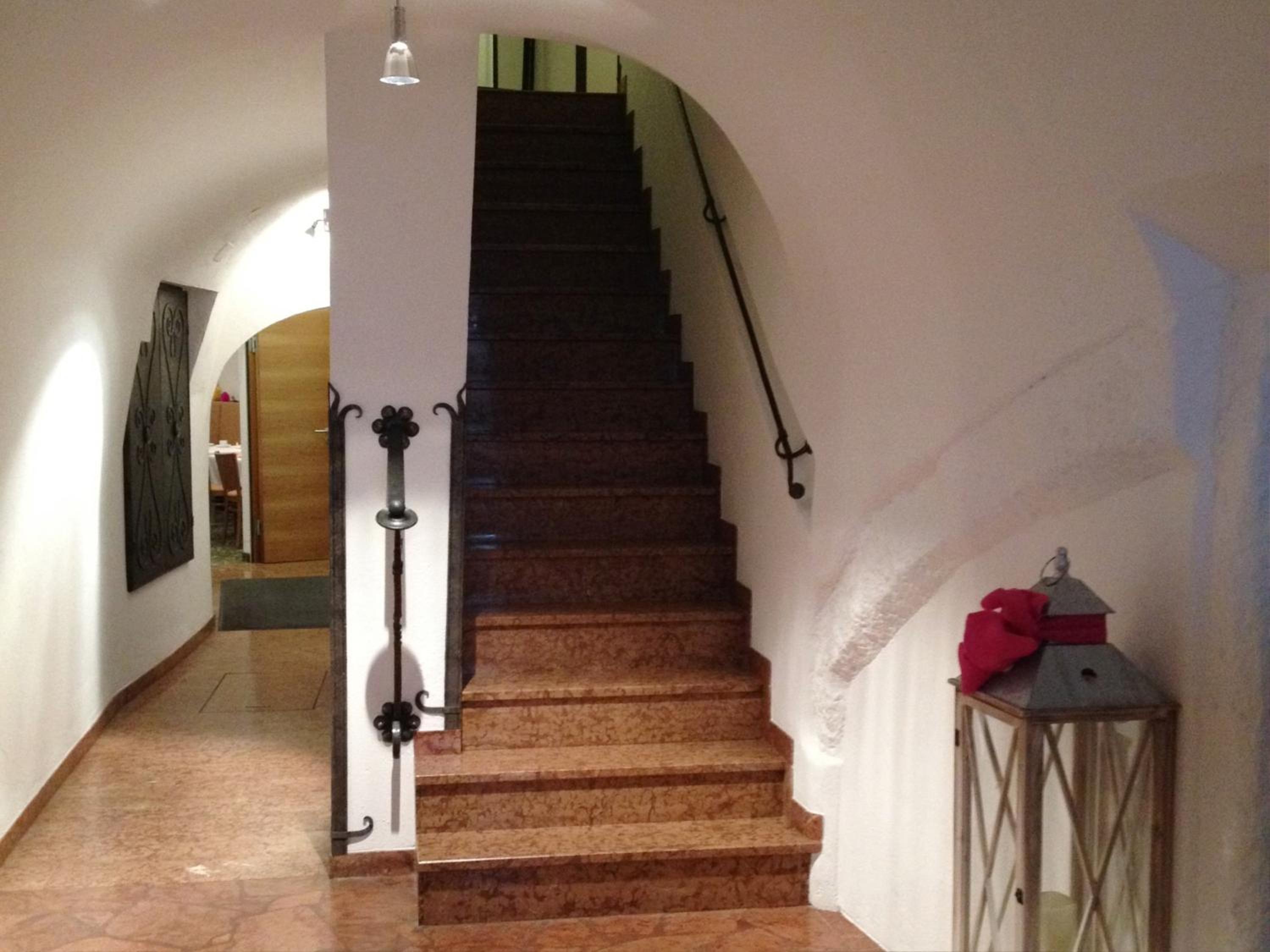 Altstadthotel Weisse Taube 48/64